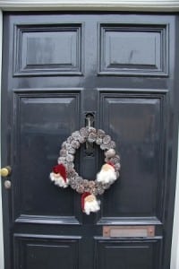 door xmas wreath